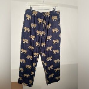 Cheetah‎ lounge pajama pants with matching bag size large